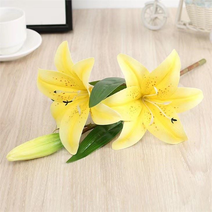 faux calla lily